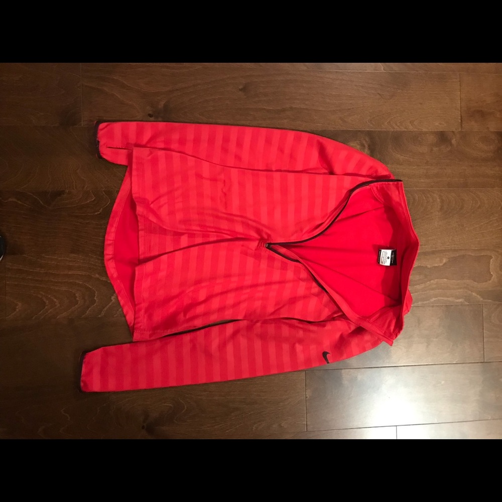 Nike pullover